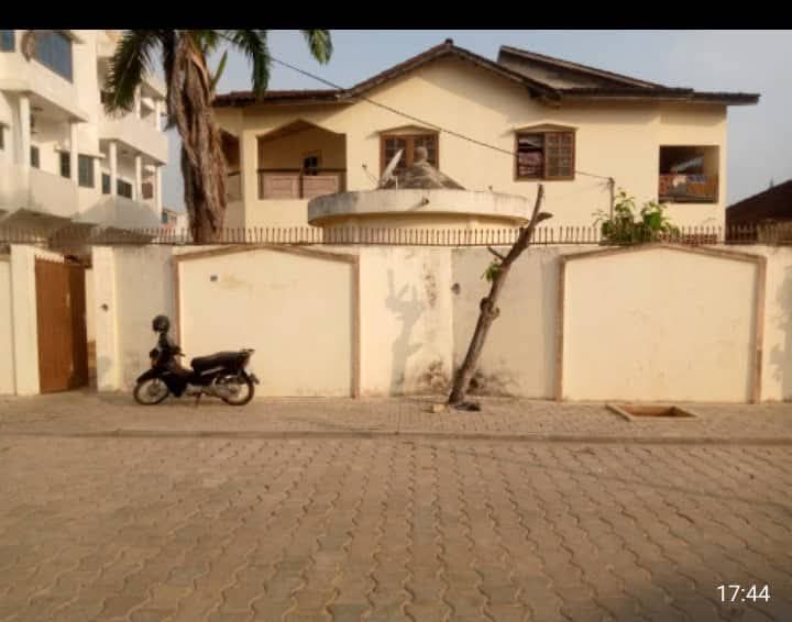 Villa à vendre à Akpakpa PK10 Oro-lobè