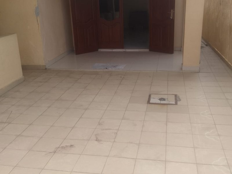 Villa dallée à vendre à AÏDJÈDO